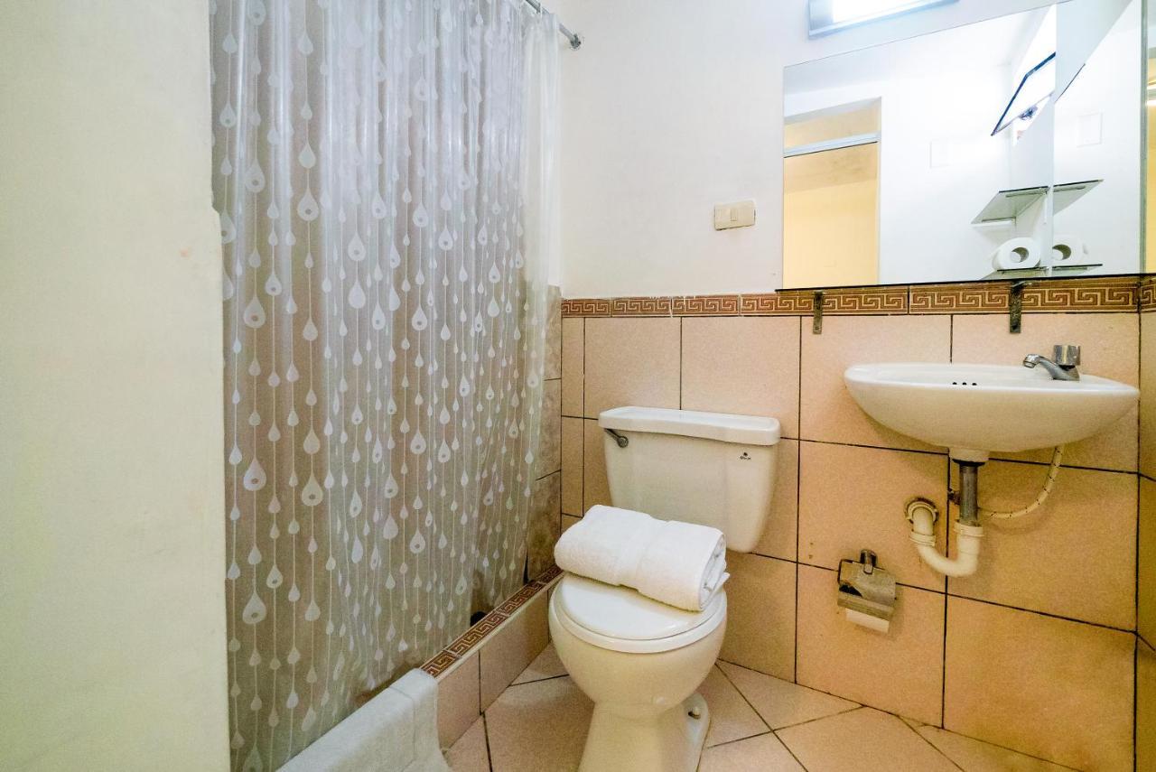 Ayenda Hosteria Angiolina Lima Bagian luar foto